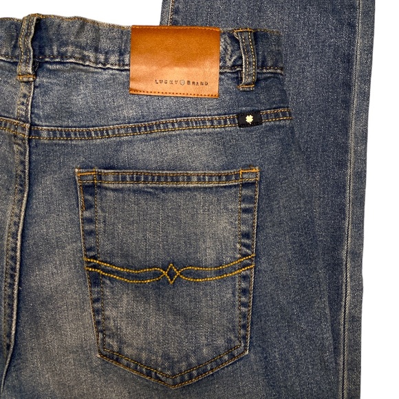 Lucky brand 🍀 light blue denim wash women’s size 20 - Picture 6 of 8